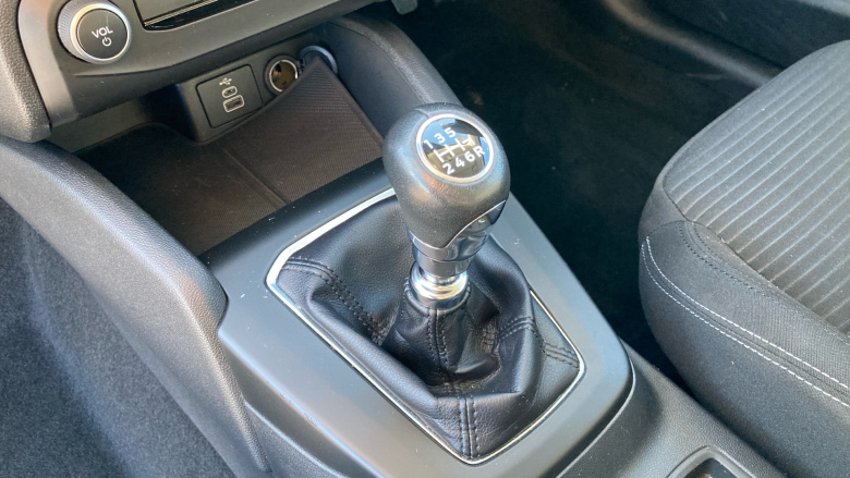 Ford Focus 1.0 EcoBoost Titanium 5dr Petrol Hatchback